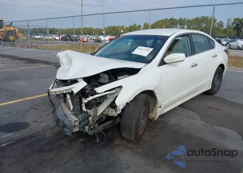 2015 Nissan Altima 2.5/S/Sv/Sl z USA, uszkodzony, nr VIN 1N4AL3AP9FN332982